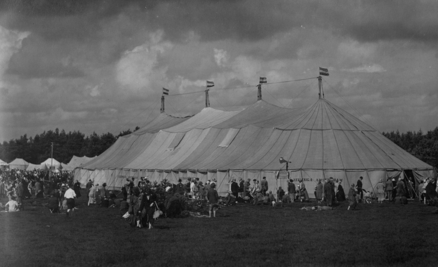 K-Ommen-tent